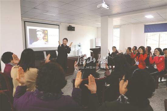 社交禮儀課現場。.jpg