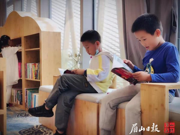  聚精會神，春節(jié)充電。