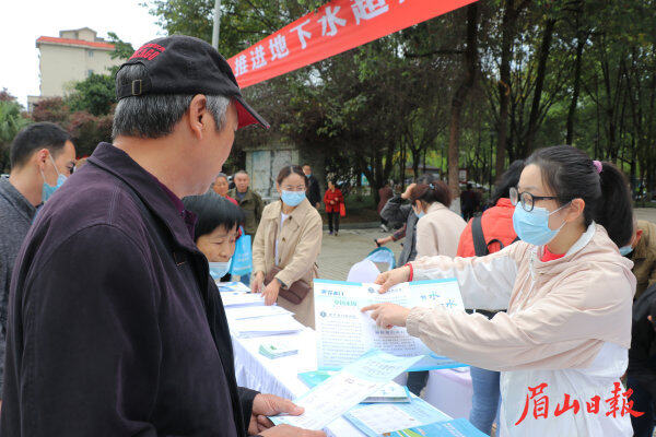  加強(qiáng)節(jié)水宣傳，提升市民節(jié)水意識。