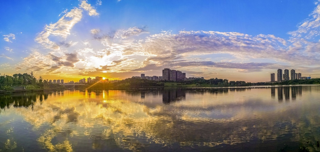 102-30張超《水天一色》（2019年8 月14日，攝影于濕地公園）IMG_20190814_192628_1_1.jpg