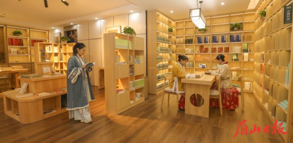  東坡書院。