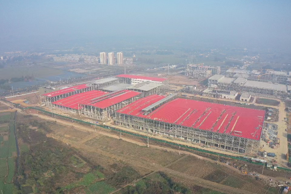 中創(chuàng)新航鋰電正極材料項(xiàng)目建設(shè)現(xiàn)場(chǎng)。.jpg