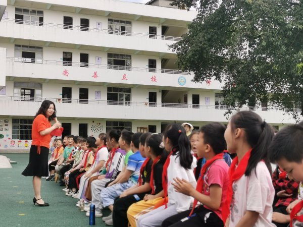 “全民閱讀”志愿服務活動。